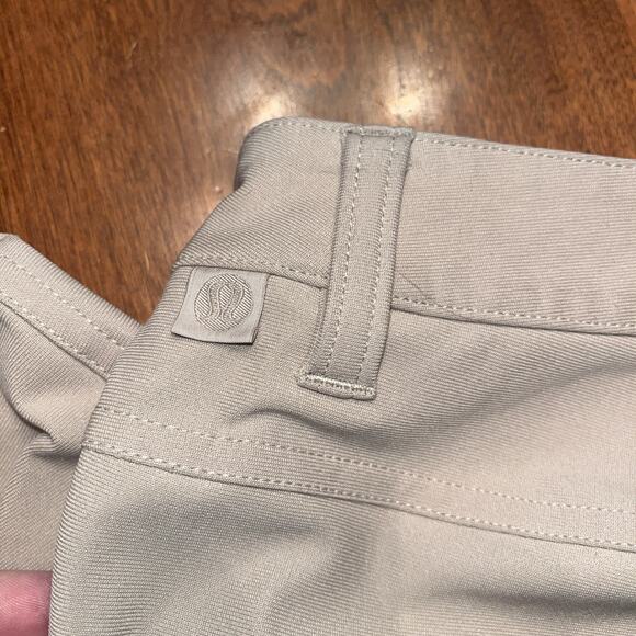 Lululemon Men's Pants Size 30 X32 Khaki - Picture 5 of 6